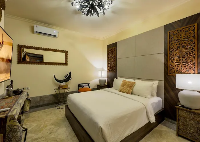 Deh Simba At Oberoi Villa